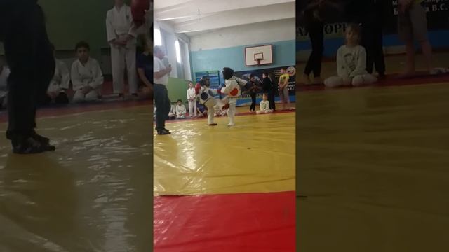 Первый спаринг, мне 5 лет было... смотреть онлайн