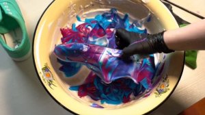 Как покрасить тканевые кеды с пеной для бритья и красками тай-дай/Уроки тай-дай/ Носки с пеной