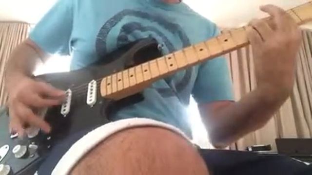 Fender Stratocaster David Gilmour смотреть онлайн
