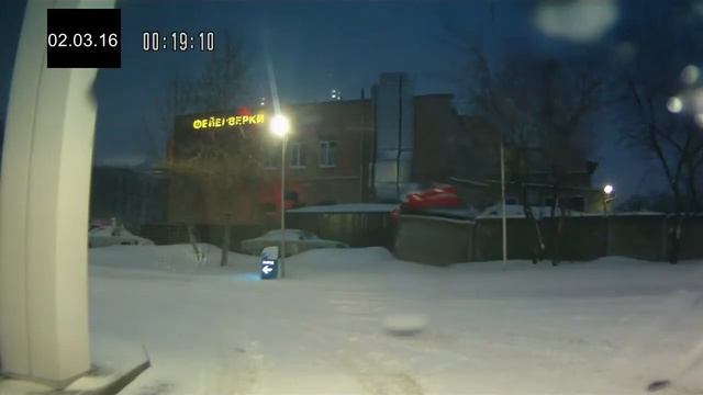 Одна поездка на работу в марте смотреть онлайн