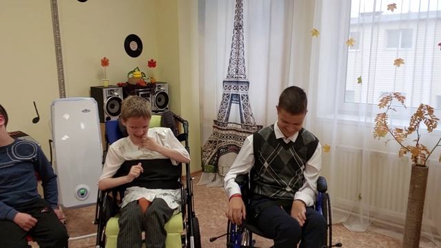 "По волнам классической музыки: слушаем осень" - мероприятие в рамках проекта "Эффект Моцарта".mp4 смотреть онлайн