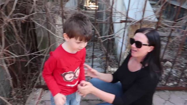 НАША ВЕСЕННЯЯ ОСОБЕННАЯ ПРОГУЛКА // ВЛАД ХОЧЕТ КУПАТЬСЯ // СОЦИАЛИЗАЦИЯ //АУТИЗМ // смотреть онлайн