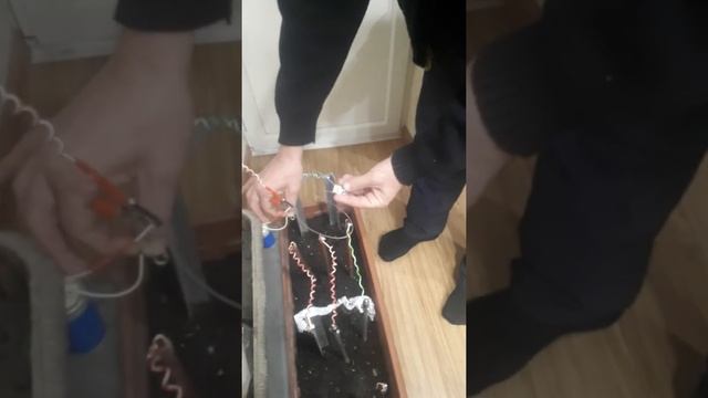 Мы с папой собрали бесконечную батарейку (продолжение эксперимента). смотреть онлайн