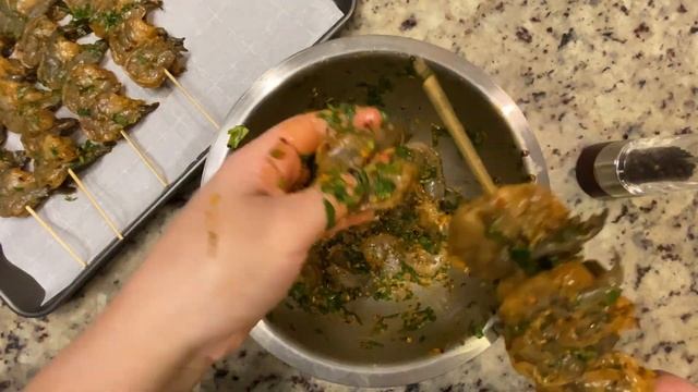 SHRIMPNI MAZZALI? RESTORAN USULDA PISHIRDIM?BONUSGA FOYDALI ICHIMLIK -КРЕВЕТКА смотреть онлайн