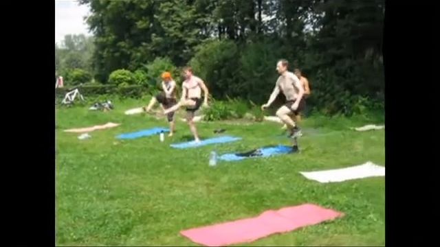 Подготовка к кроссфиту в парке Кусково смотреть онлайн