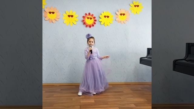 Маргарита Иванова(5 лет)."Вальс" из м/фильма "Анастасия". смотреть онлайн