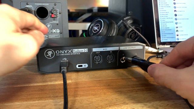 Mackie Onyx Producer Interface смотреть онлайн