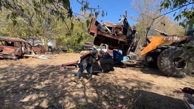 The Great Classic Car Heaven in the Sky, Crushing Classic Cars Part 1, Joyce's Collection #4 смотреть онлайн