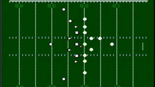 NFL Football - NES Gameplay смотреть онлайн
