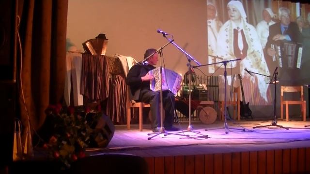 Белый танец и Тячэ вада у ярок.