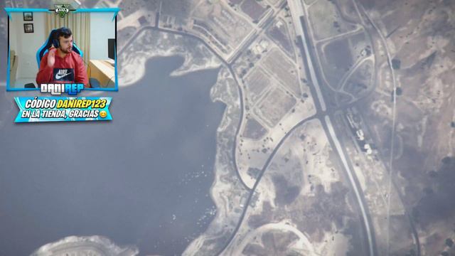 CORRE O TE ATROPELLO EN LA LUNA!! NO HAY GRAVEDAD!! - GTA V ONLINE смотреть онлайн