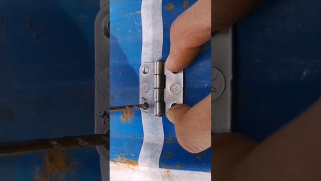 Washbasin from an iron barrel. Умывальник из металлической бочки. Part1 смотреть онлайн