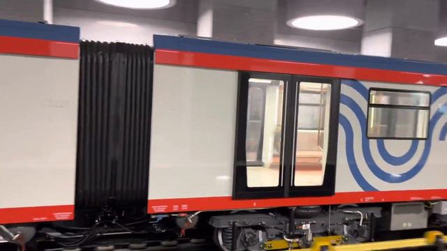 "Новье в обкатке" 81.775/776/777, "Москва 2020", отправляется со станции Кунцевская. смотреть онлайн