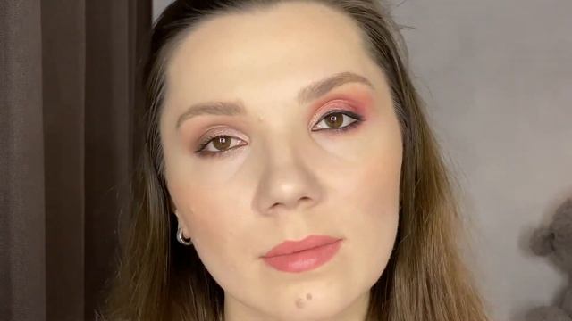 Обзор палетки Carli Bybel Anastasia Beverly Hills | Свотчи | Пять вариантов макияжа смотреть онлайн