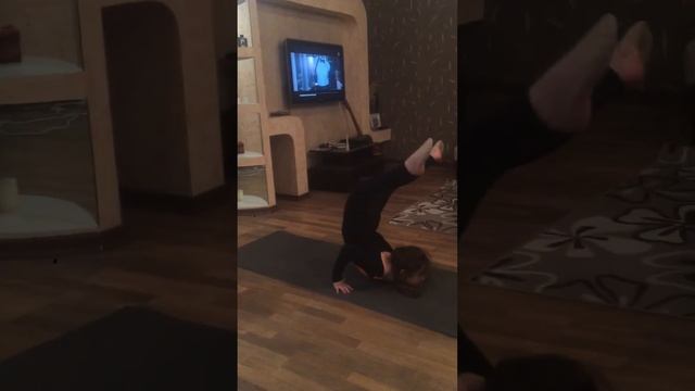 Гимнастика для начинающих смотреть онлайн