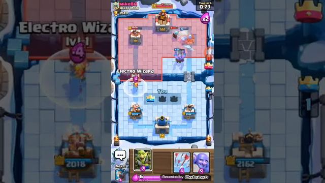 Просто игра Clash Royale и 2 кубка до 9 арены!!! смотреть онлайн