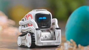 COZMO - World's Cutest Robot With Emotions