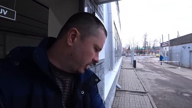 Купили для девочки вместо красненькой машинки.. смотреть онлайн