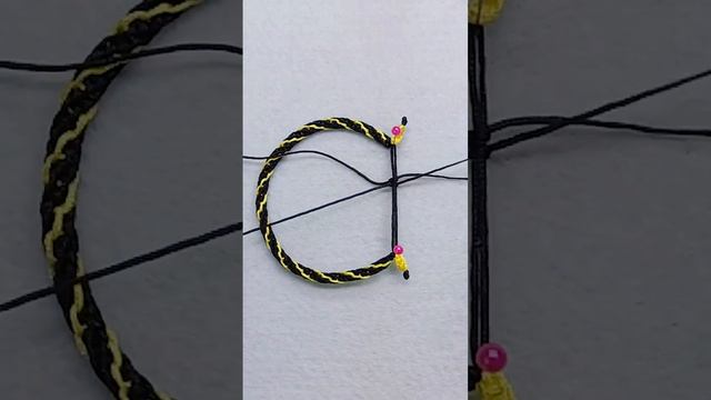 #shorts Регулируемый спиральный скользящий узел из двух нитей #сделай сам #узлы #браслет смотреть онлайн