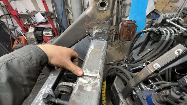 Такой погрузчик еще никто не собирал. подготовка к покраске, мелкие недочеты смотреть онлайн