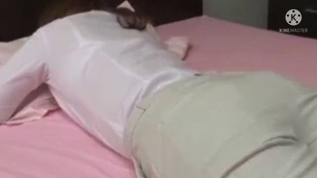 Selingkuh Sama Ibu Tiri @sruputstudio смотреть онлайн