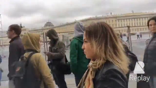 Нереальная очередь чтобы попасть в музей Эрмитаж? смотреть онлайн