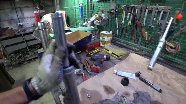 Как сделать переднюю вилку мягче на скутере и мопеде