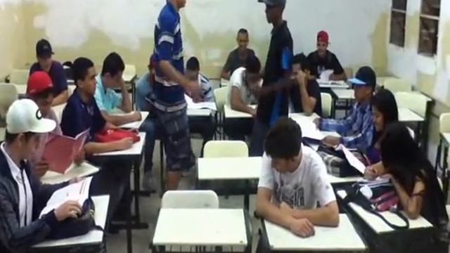 HARLEM SHAKE NO BENTO PEREIRA DA ROCHA смотреть онлайн