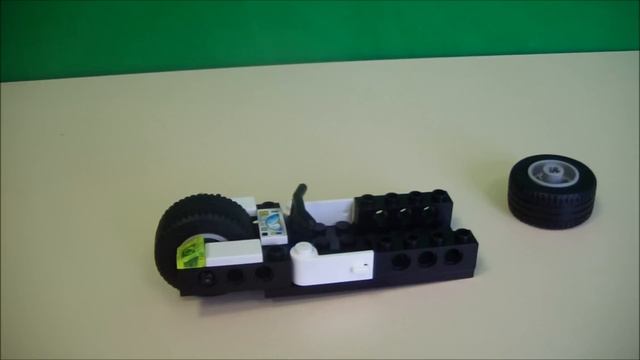 Трехколесный автомобиль из конструктора смотреть онлайн