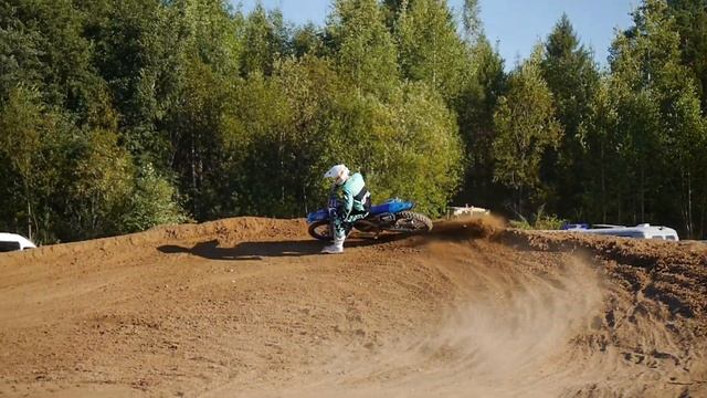 ///МОТОКРОСС .ШАРЬЯ. КЛАСС 125 КУБИЧЕСКИХ СМ. 22 АВГУСТА/// смотреть онлайн