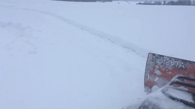 На квадрике по целине смотреть онлайн
