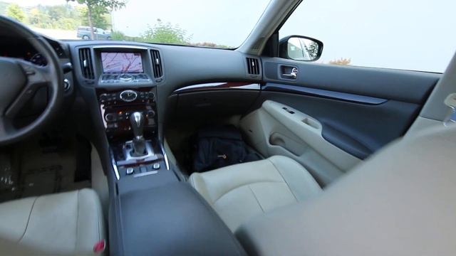 2012 INFINITI G37 Sedan AWD is an Affordable 330-hp AWD Performance Sedan смотреть онлайн