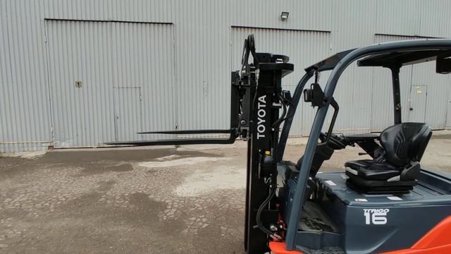 Огляд електричного навантажувача Toyota 8FBMT16 2018 року випуску. смотреть онлайн