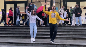 Парень И Девушка Танцуют Супер Кайф На Улице Руставели Чеченская Мадина 2023 Madina Music ALISHKA