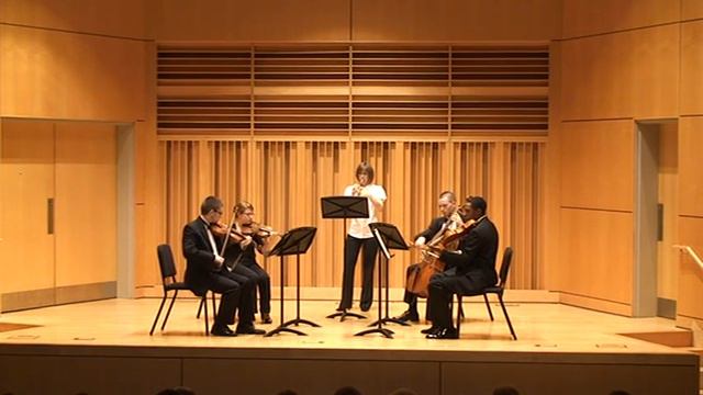 Concerto in D major by Torelli; Allegro (III) смотреть онлайн
