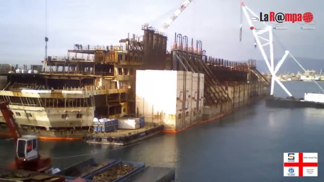Timelapse Costa Concordia смотреть онлайн