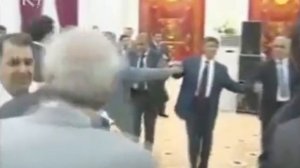 Эмомали Рахмон на свадьбе Рустама Эмомали