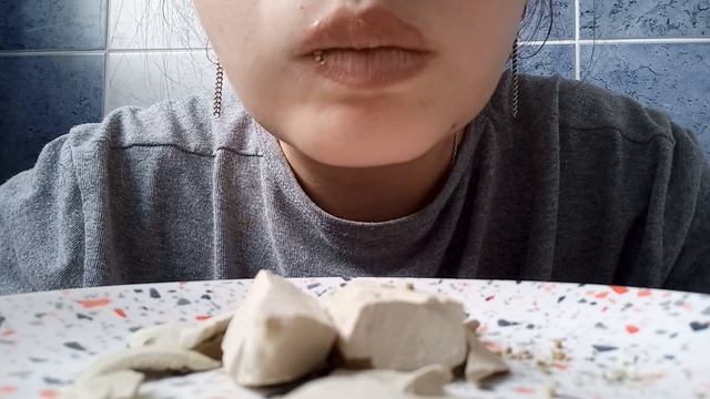 ASMR Хруст (уральские чипсы) смотреть онлайн