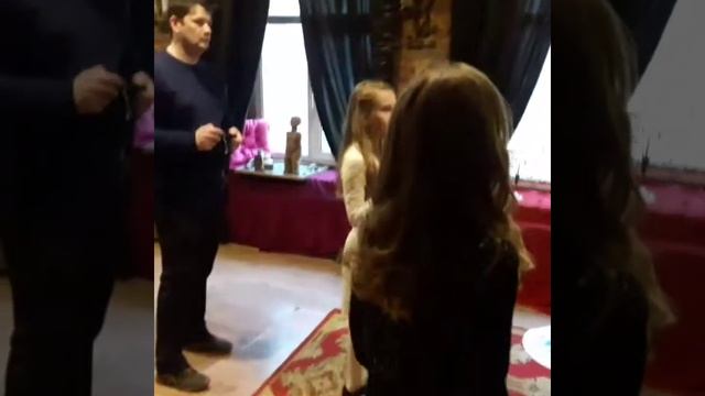 Детский день рождения в Замке на Невском смотреть онлайн