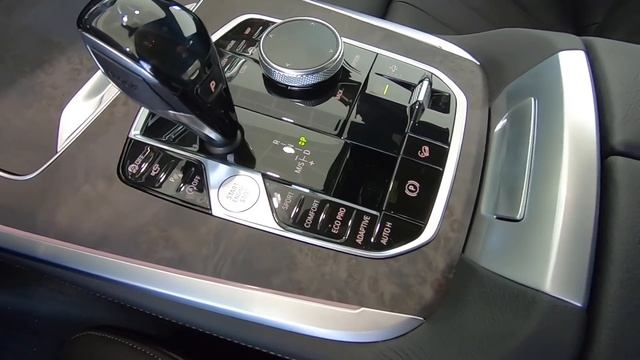 ?? Презентация BMW X7 G07 30d XDrive M-sport