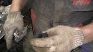 Замена втулок переднего стабилизатора поперечной устойчивости Lexus RX II 300/330/350/400H/HarrierI