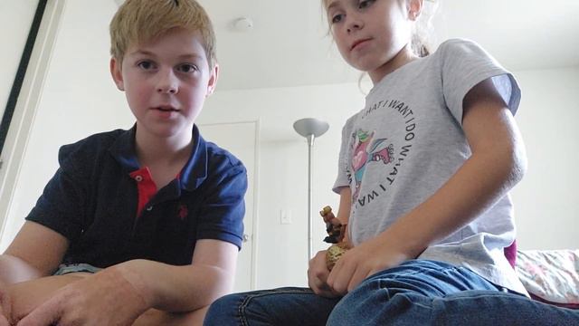 мы показываем все ульяны lol и в том числе сумку смотреть онлайн