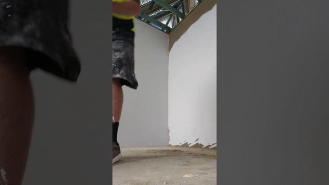 Pro Roc Australian White Gypsum Multifinish (1st coat) смотреть онлайн