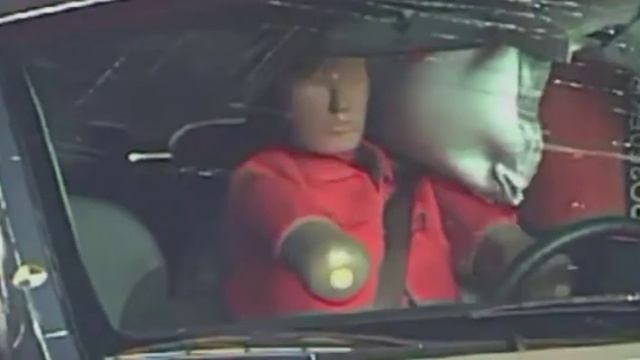 Kia Rio & Hyundai Accent crash test 2005 смотреть онлайн