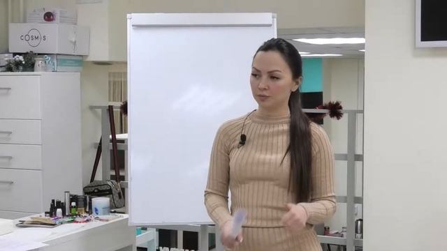Первое занятие курса "Парикмахерское искусство" - Академия красоты Риммы Сайфуллиной смотреть онлайн