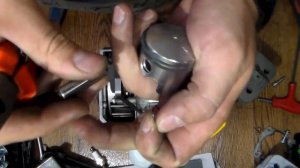 Замена поршневой на китайской бензокосе