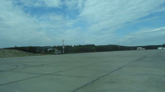 Экскурсия на перронном автобусе по аэропорту Красноярск смотреть онлайн