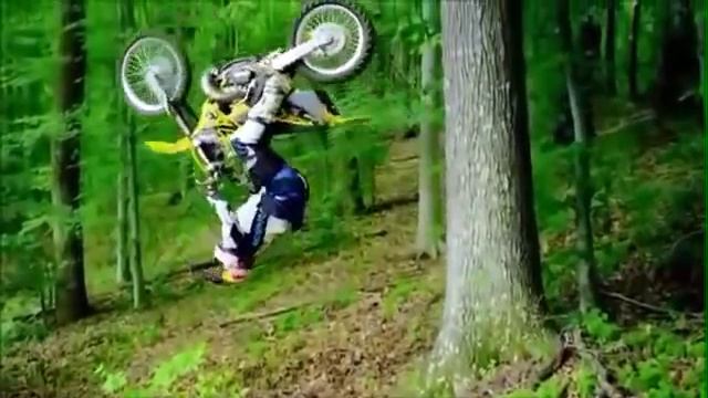 Tree Back Flip By Travis Pastrana смотреть онлайн
