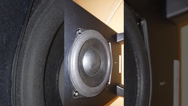 Bass test creative subwoofer T6300 смотреть онлайн