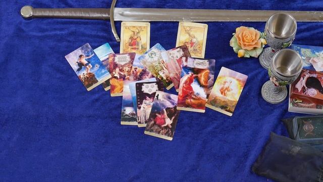 Отношения Брэда Питта и Дженнифер Энистон | Онлайн гадание | Расклад на картах Таро смотреть онлайн